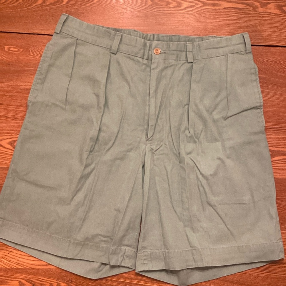 Bills Kahkis Men’s Green Cotton Shorts